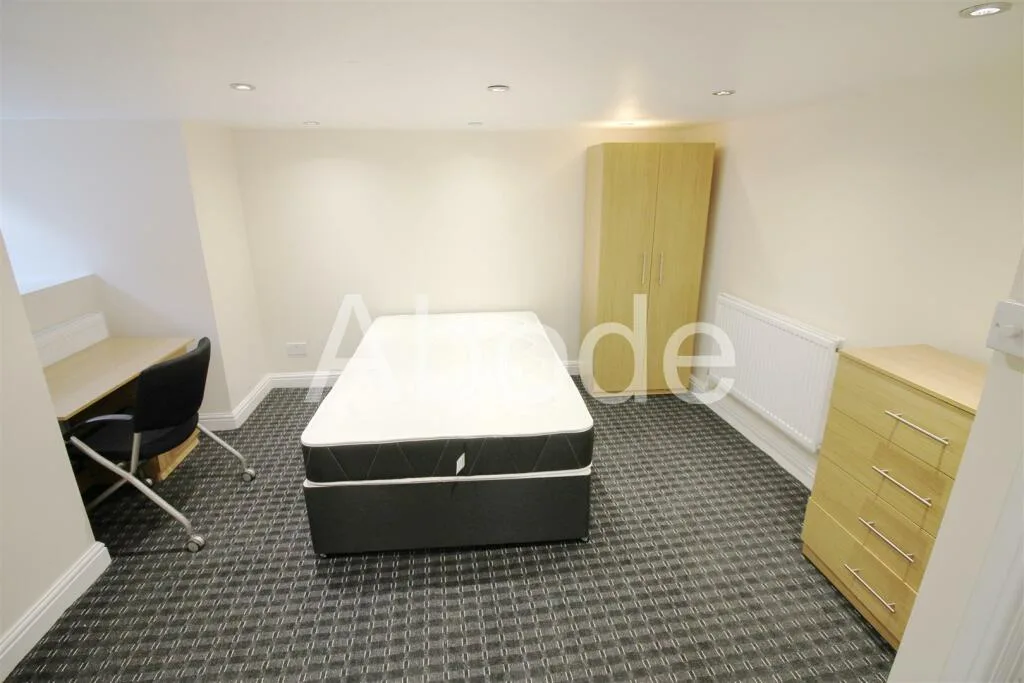 7 bedroom house for rent