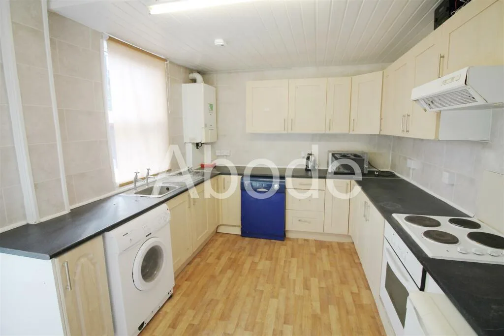 7 bedroom house for rent