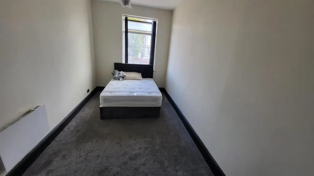 6 bedroom house for rent