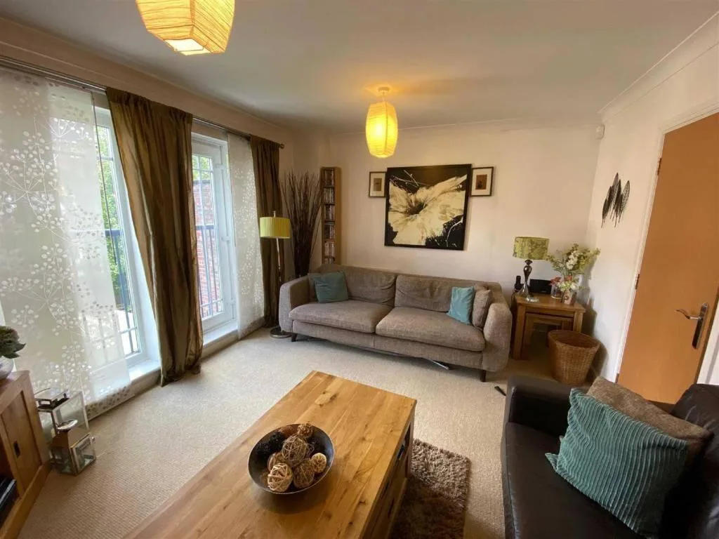 4 bedroom town house for rent