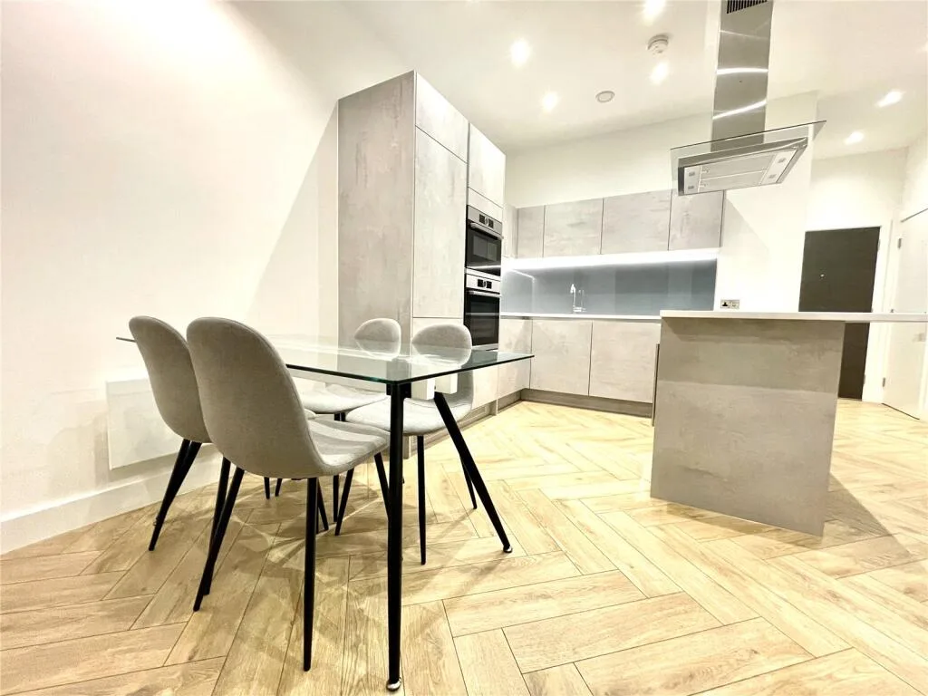 2 bedroom house for rent