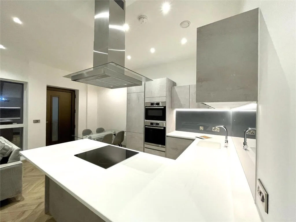 2 bedroom house for rent
