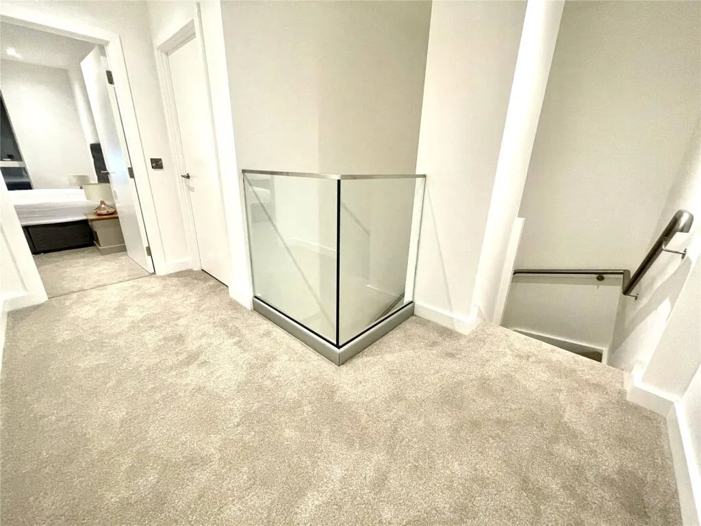2 bedroom house for rent