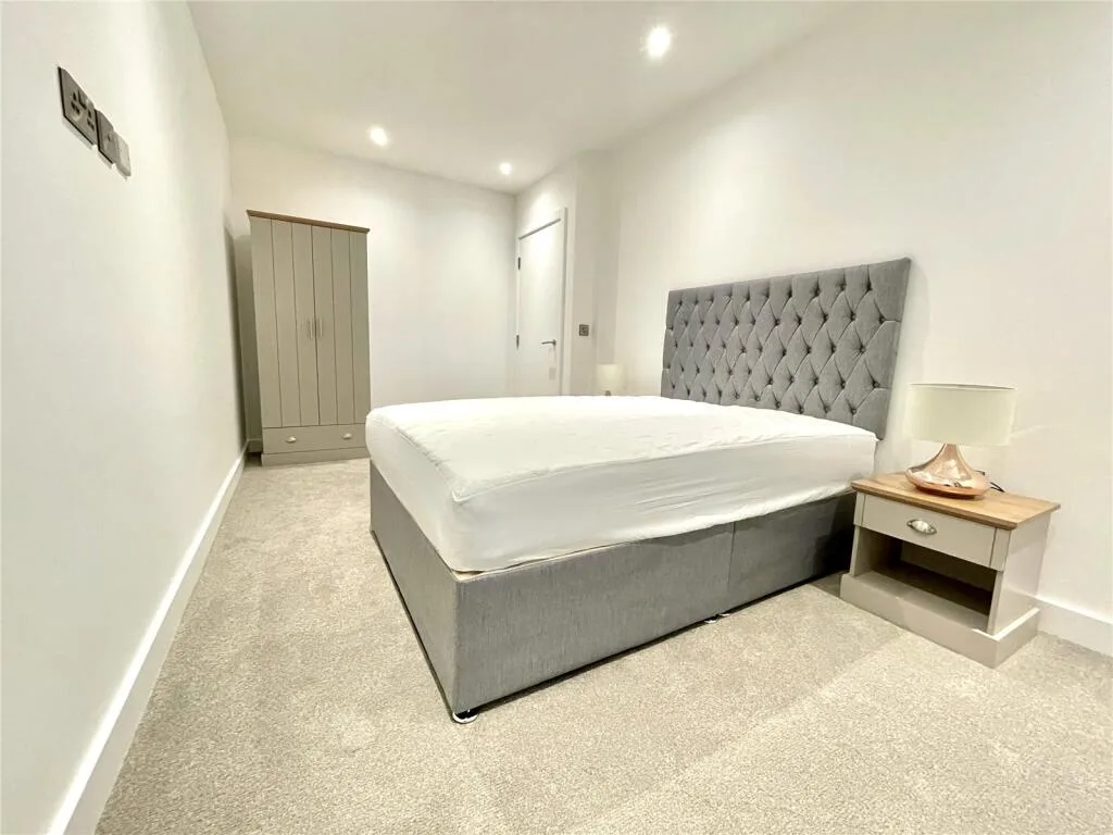 2 bedroom house for rent