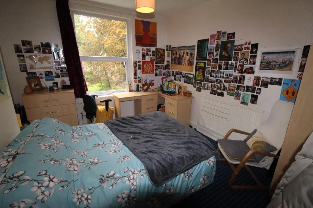 9 bedroom terraced house for rent