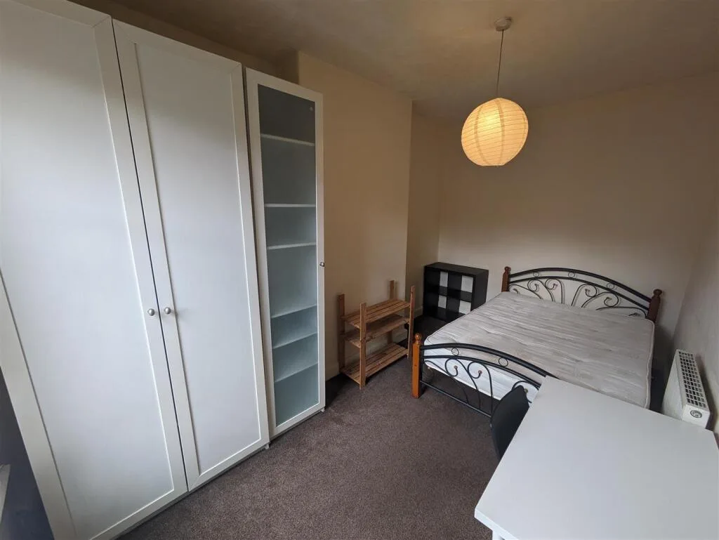 4 bedroom house for rent
