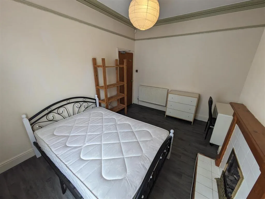 4 bedroom house for rent