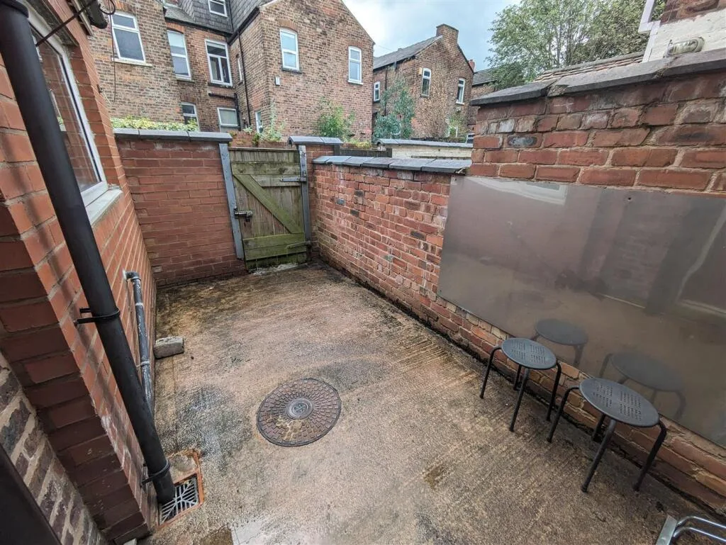 4 bedroom house for rent