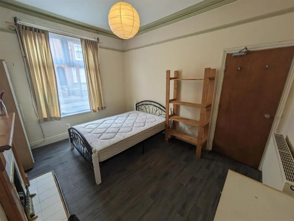 4 bedroom house for rent