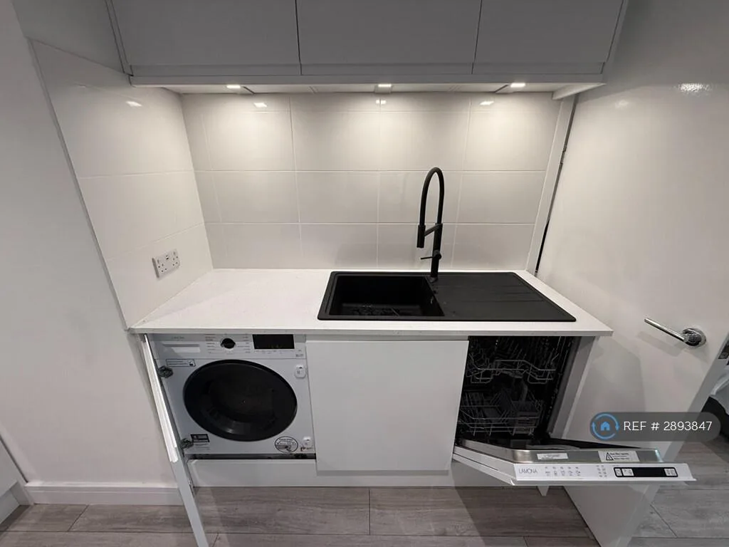 1 bedroom flat for rent