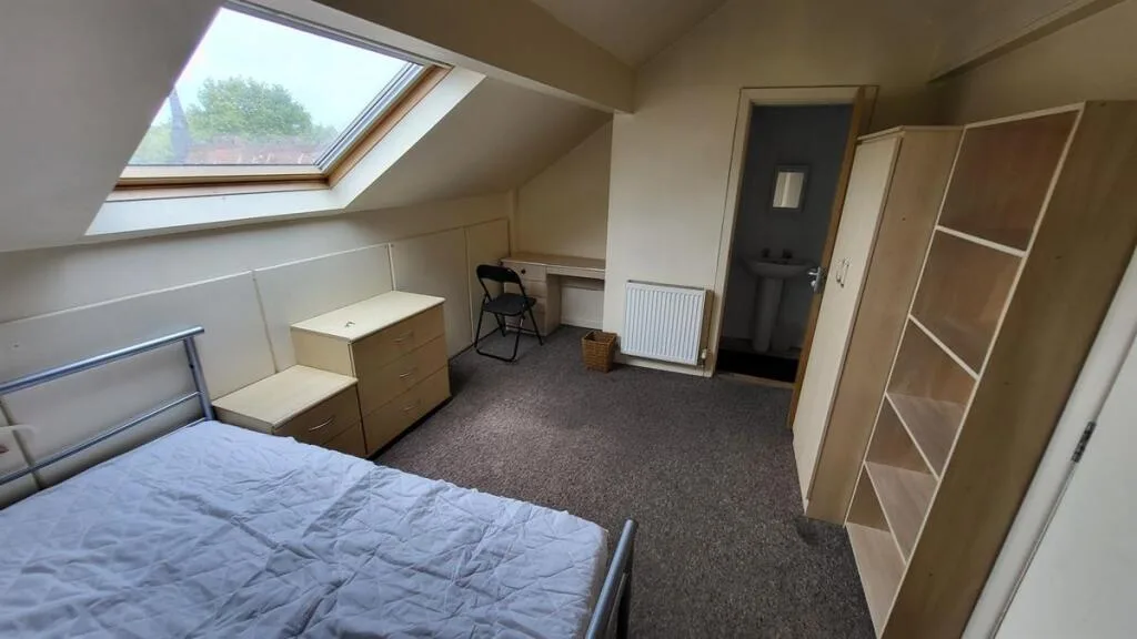 7 bedroom house for rent