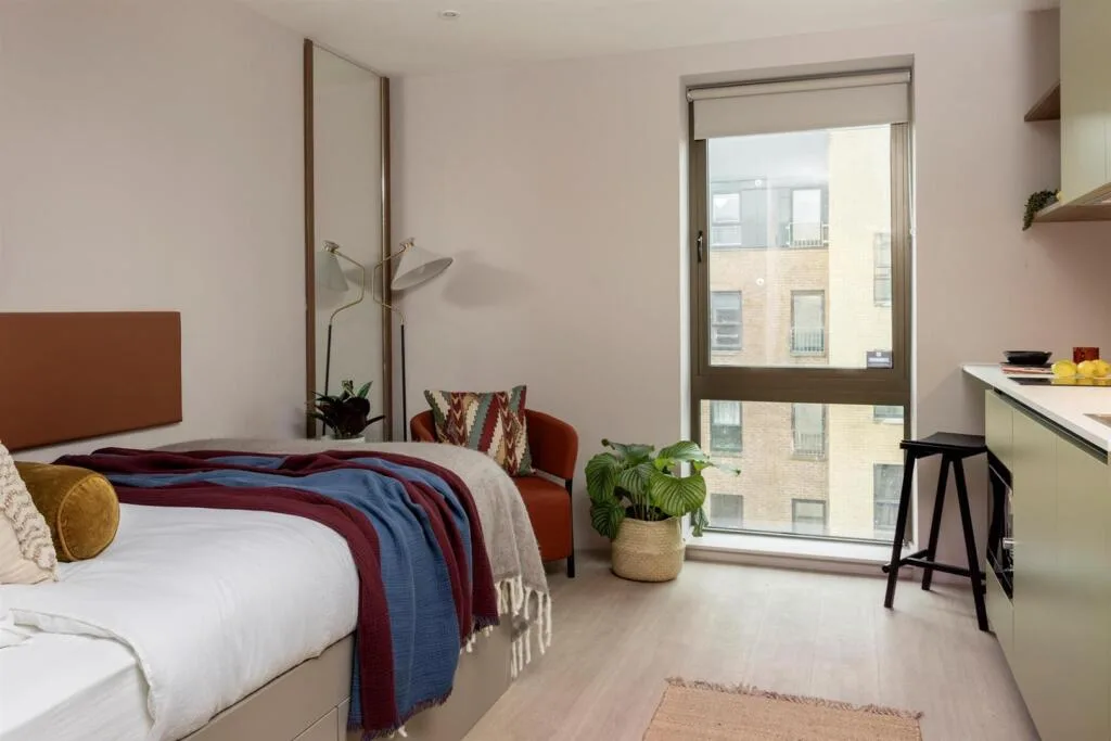 Studio flat for rent
