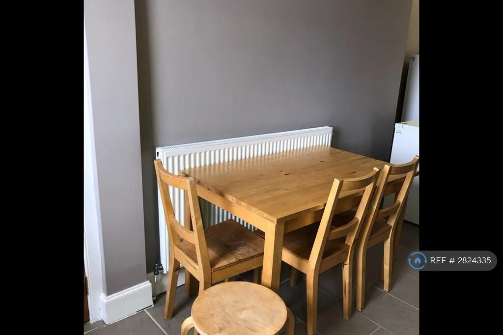 4 bedroom flat for rent