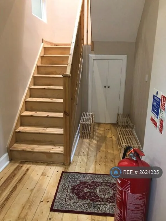 4 bedroom flat for rent