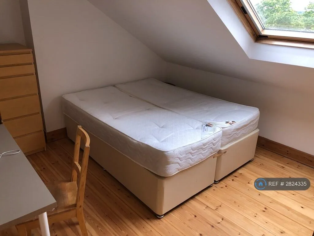 4 bedroom flat for rent