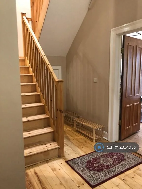 4 bedroom flat for rent