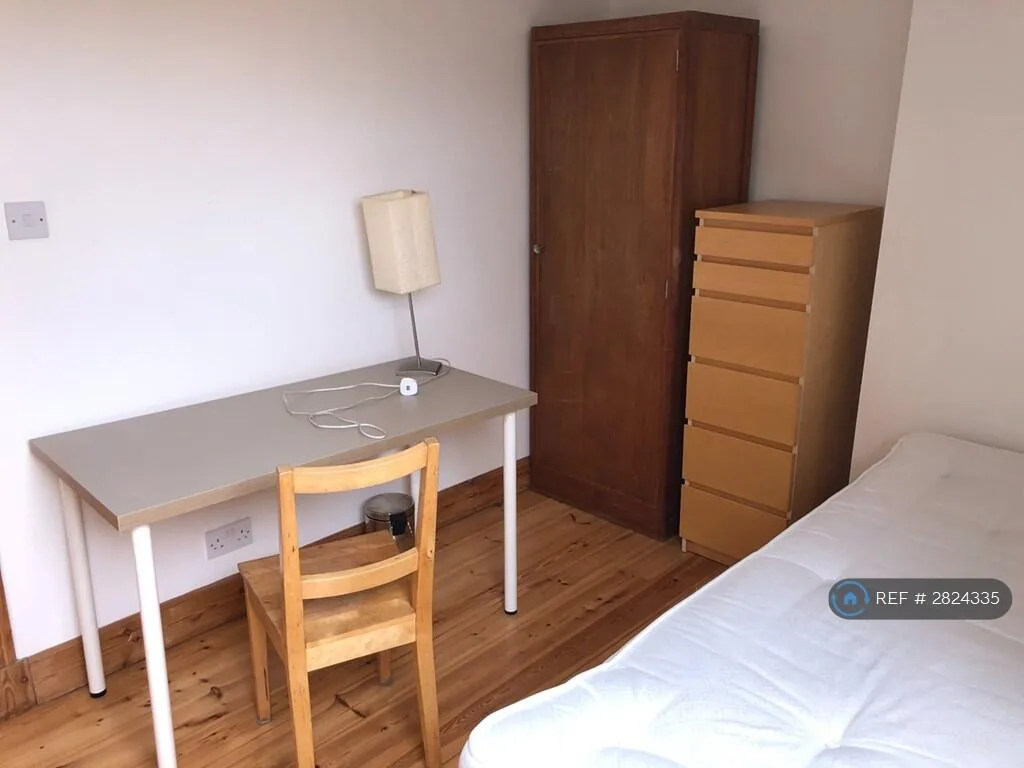 4 bedroom flat for rent