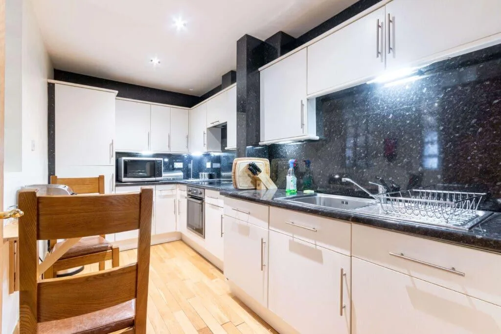 4 bedroom flat for rent