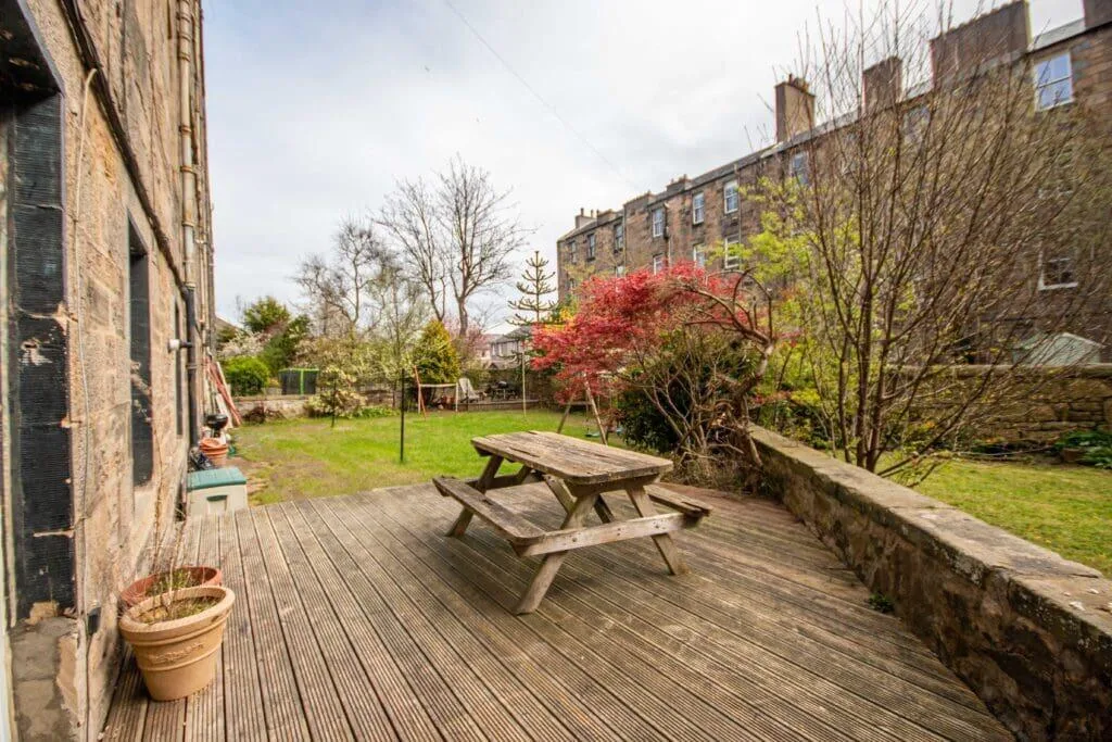 4 bedroom flat for rent