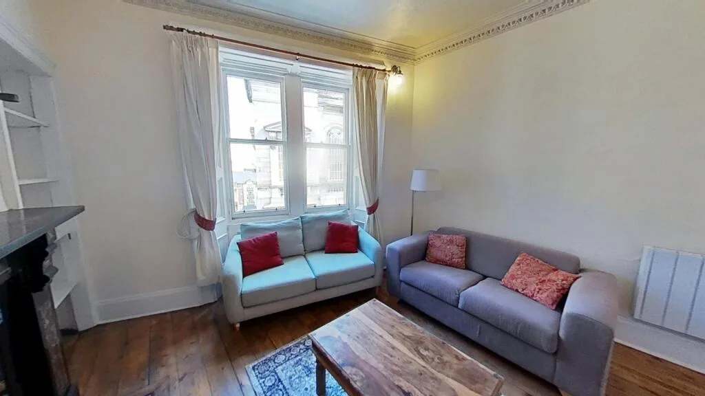 2 bedroom flat for rent