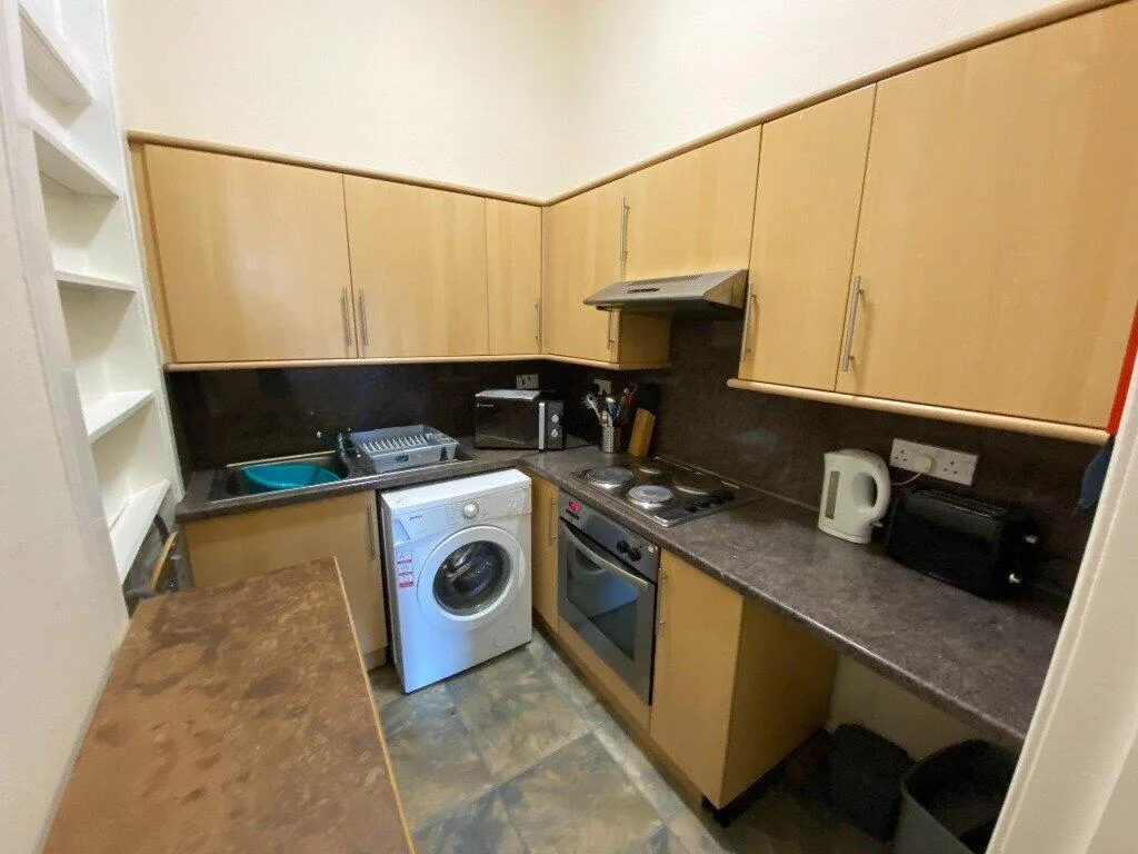 3 bedroom flat for rent