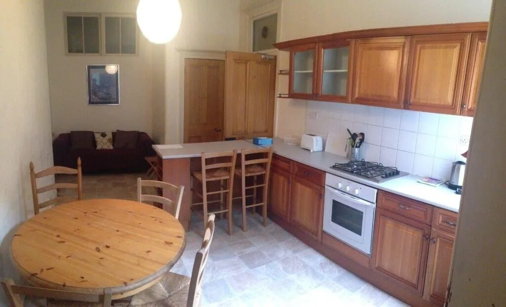 3 bedroom flat for rent