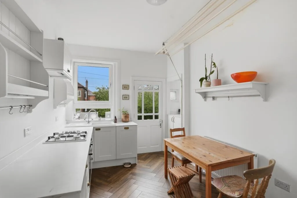 2 bedroom flat for rent