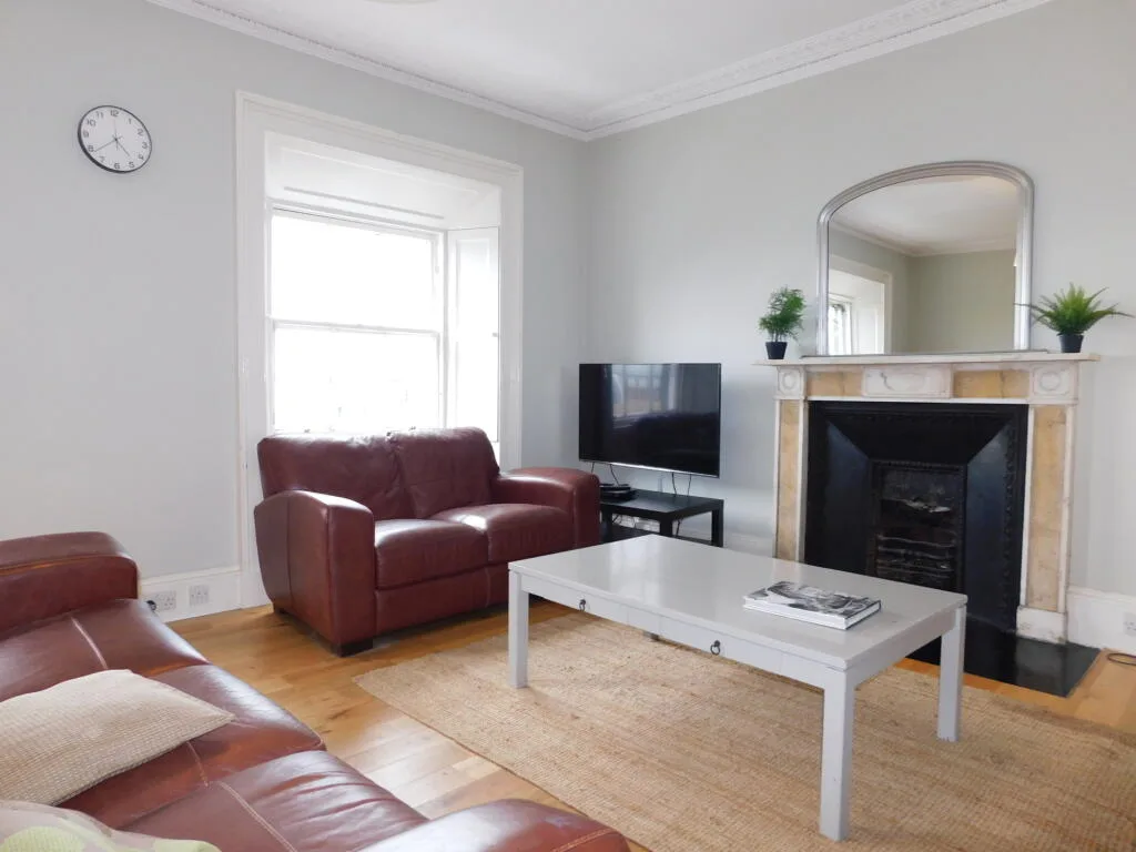 4 bedroom flat for rent