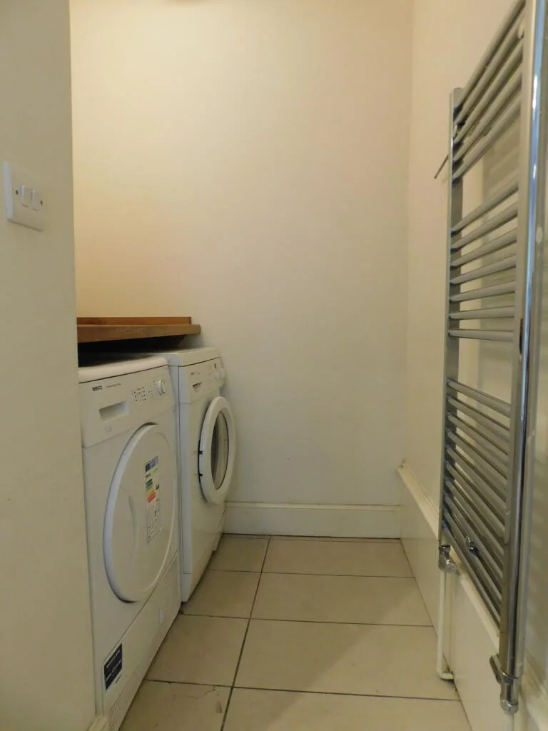 4 bedroom flat for rent