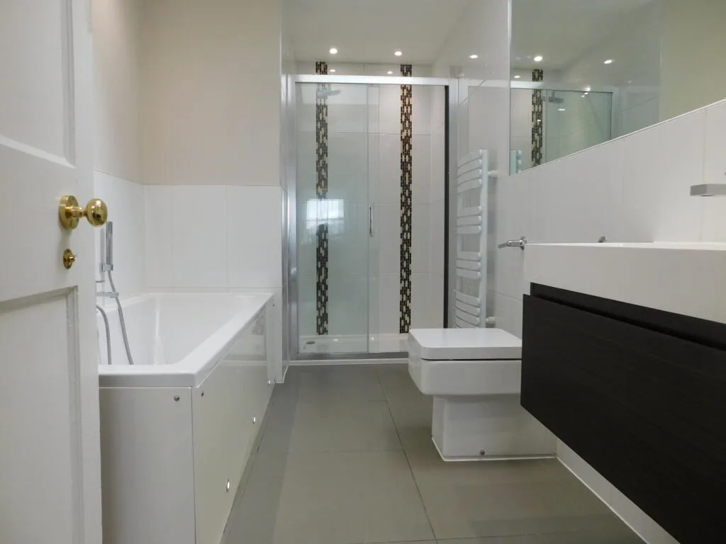 4 bedroom flat for rent