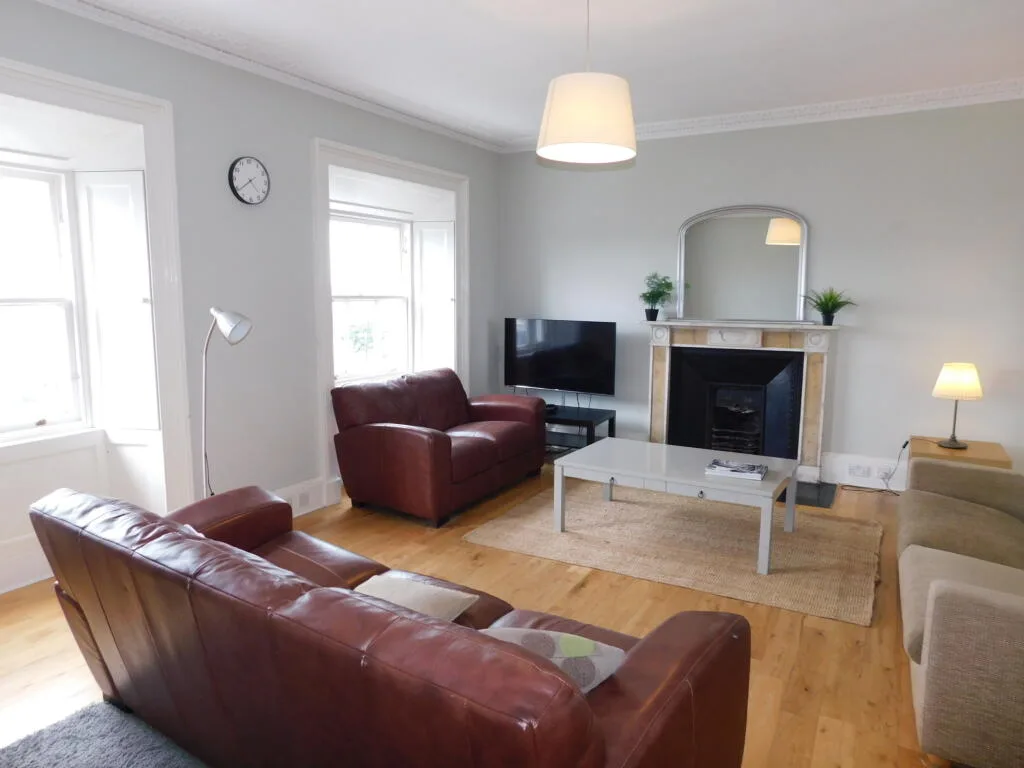4 bedroom flat for rent