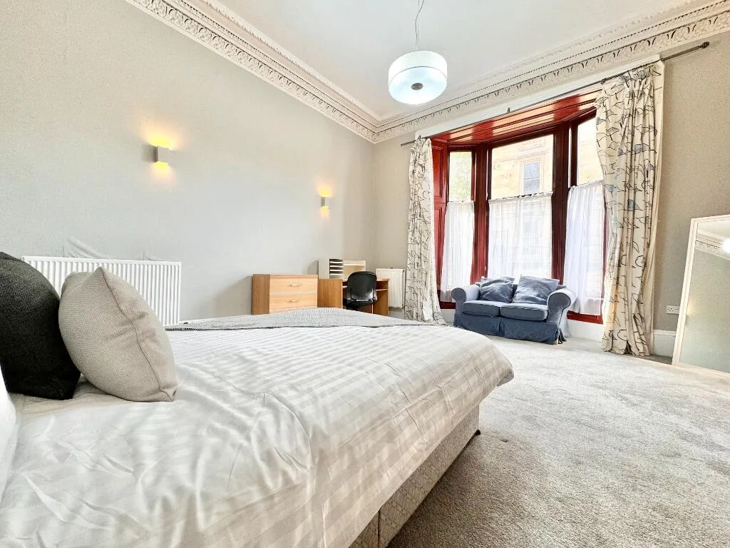 4 bedroom flat for rent