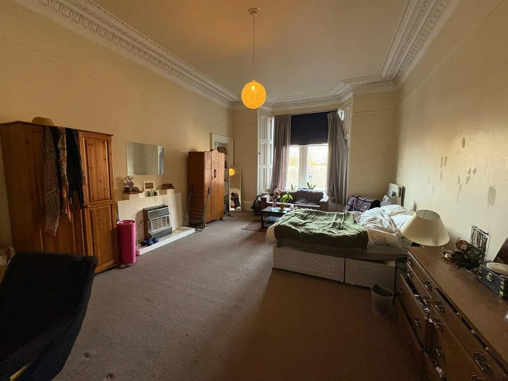 5 bedroom flat for rent