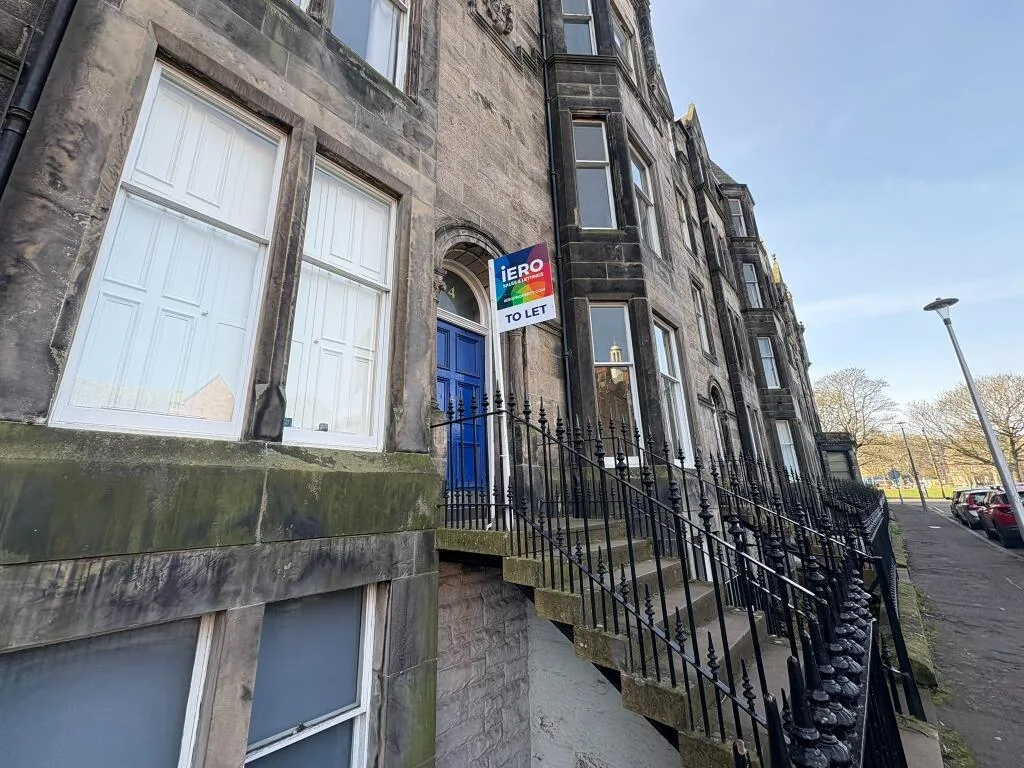 5 bedroom flat for rent