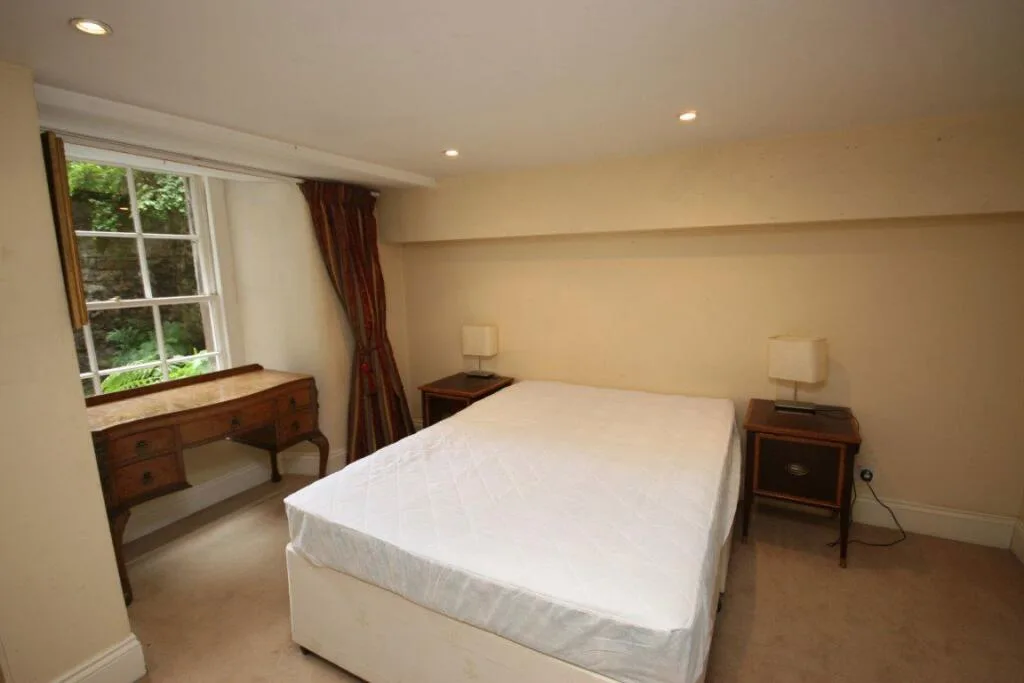 4 bedroom flat for rent