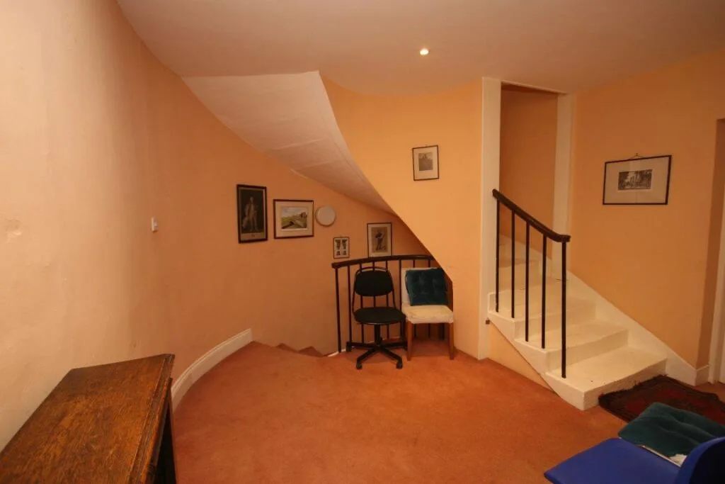 4 bedroom flat for rent