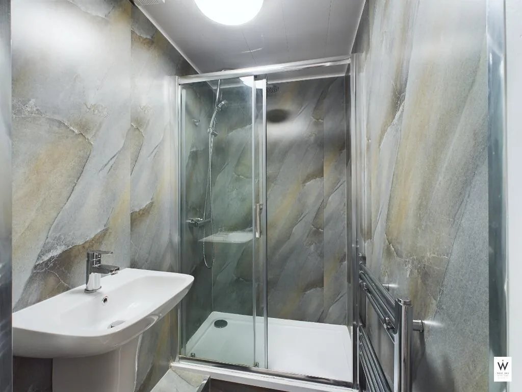 1 bedroom house share for rent