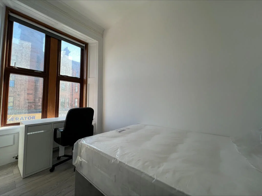 4 bedroom flat for rent
