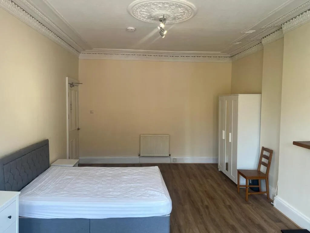 4 bedroom apartment for rent