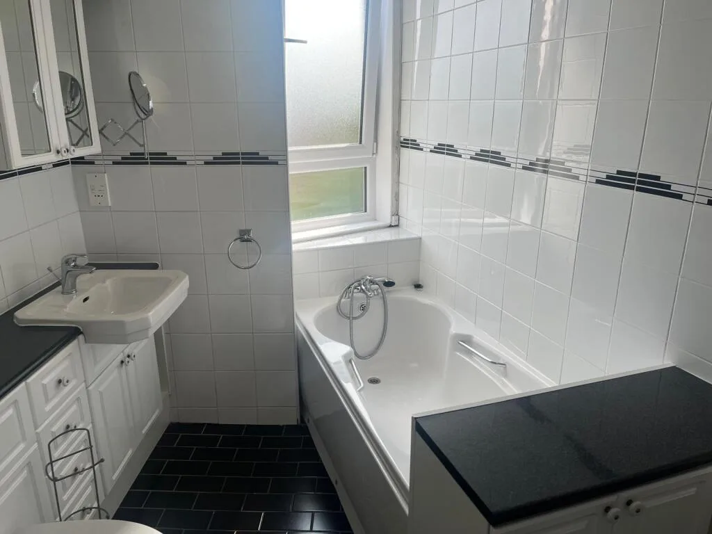 4 bedroom apartment for rent