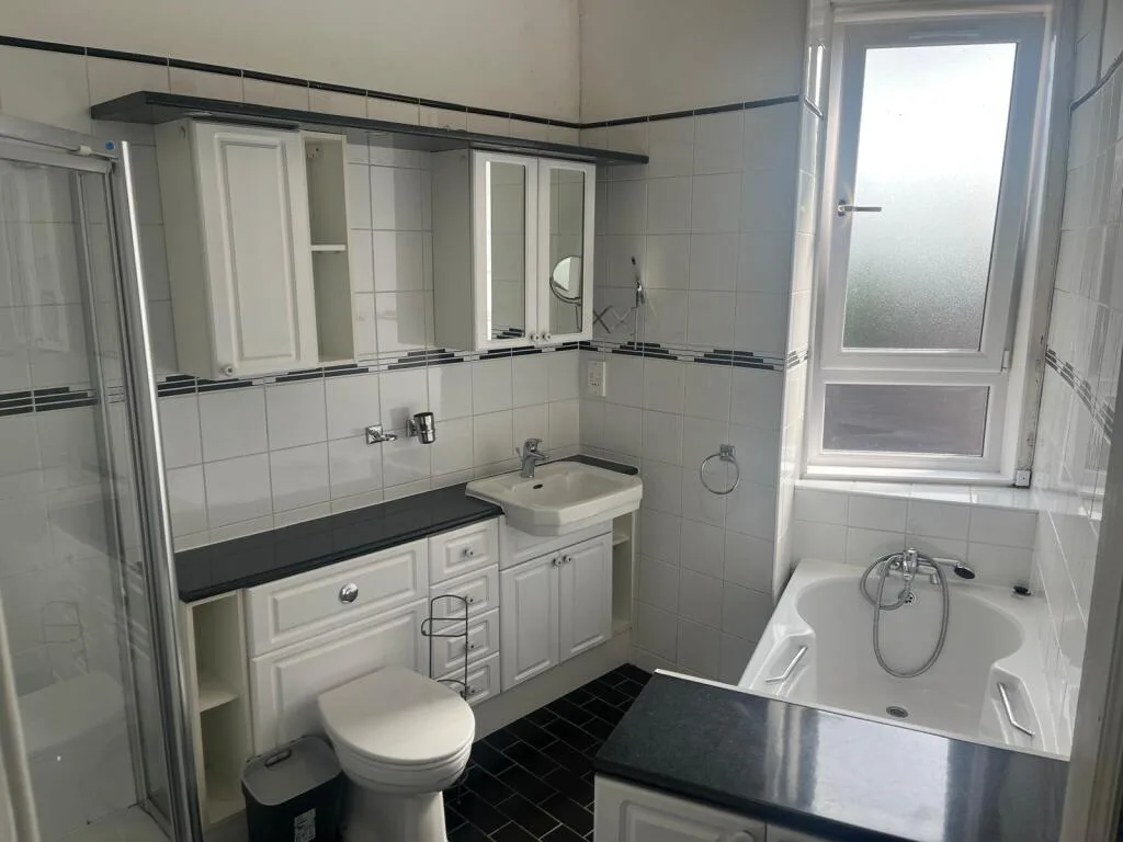 4 bedroom apartment for rent