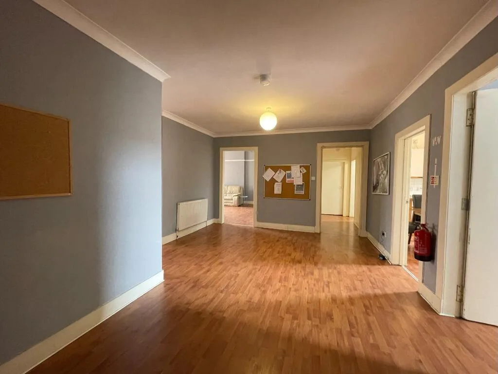 4 bedroom flat for rent