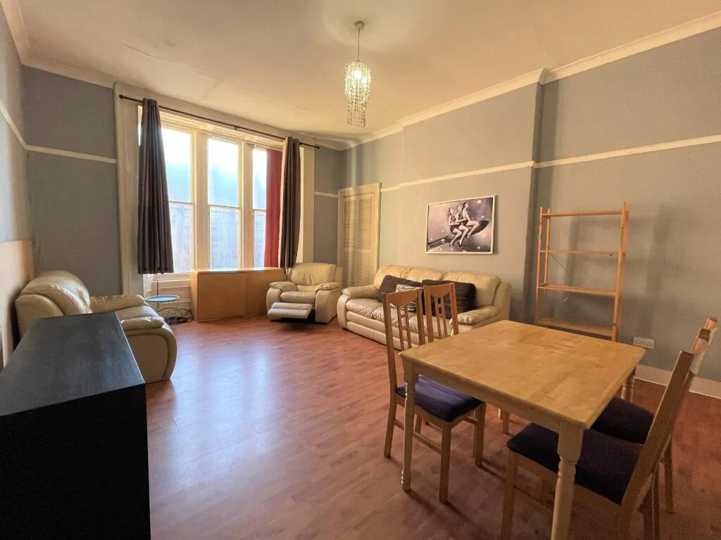 4 bedroom flat for rent