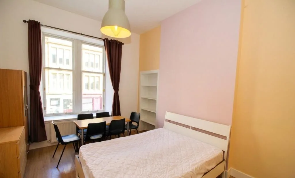4 bedroom flat for rent