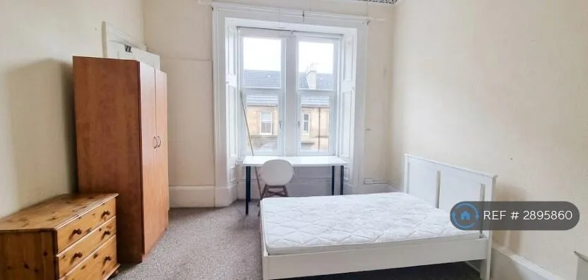 4 bedroom flat for rent
