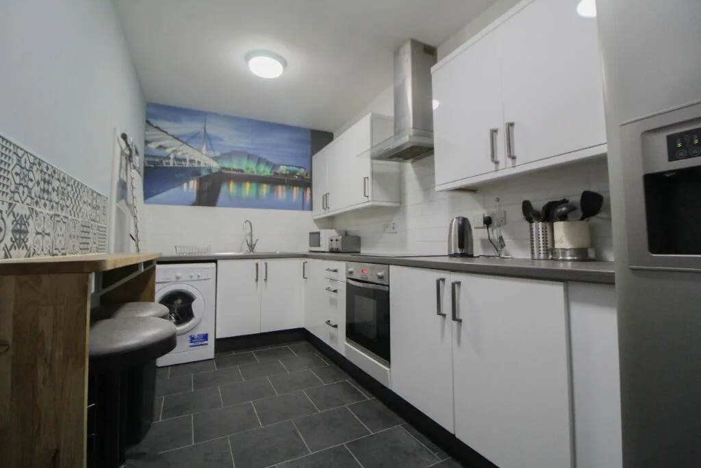 4 bedroom flat for rent
