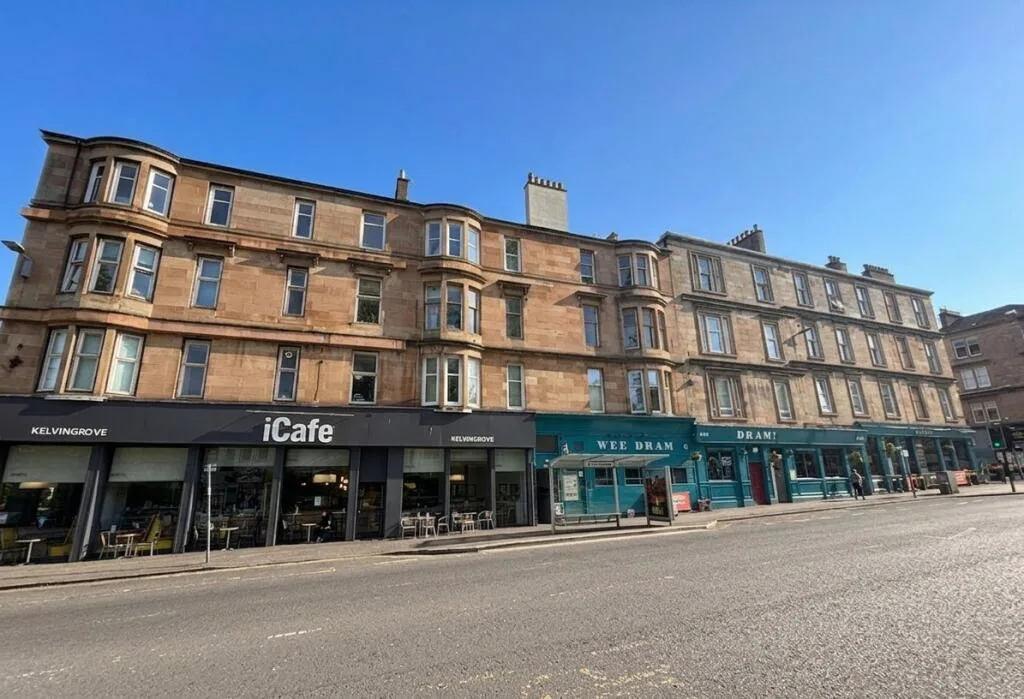 3 bedroom flat for rent