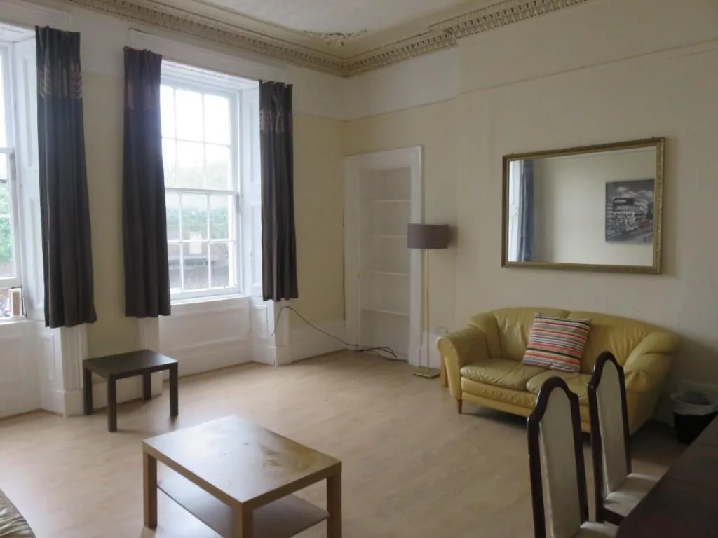 4 bedroom flat for rent