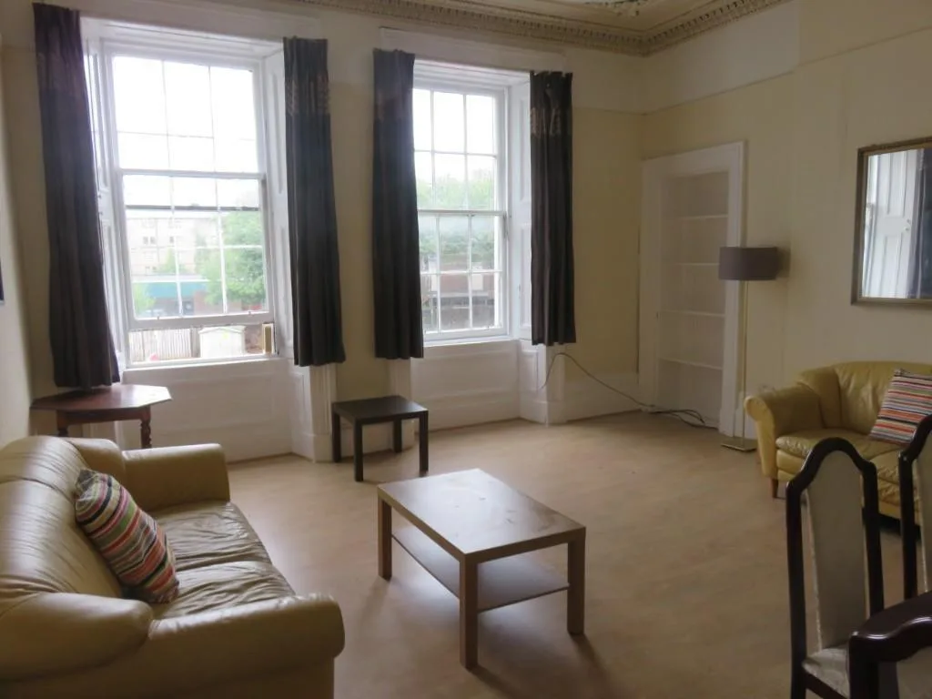 4 bedroom flat for rent