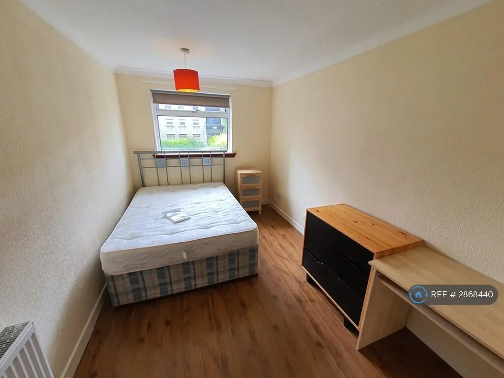 4 bedroom flat for rent
